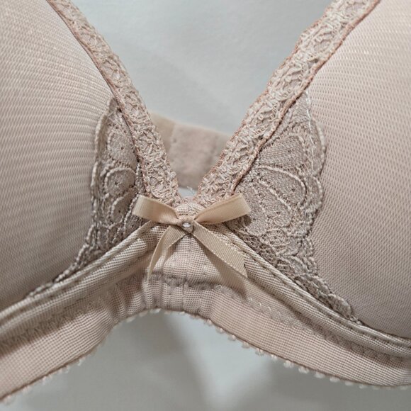 Wonderbra 2 Ways to Wear Underwire Bra 32A - Picture 2 of 8